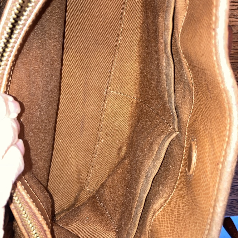 COACH Carmel color hand/shoulder bag, attached key holder, see pics $125 - Picture 9 of 13